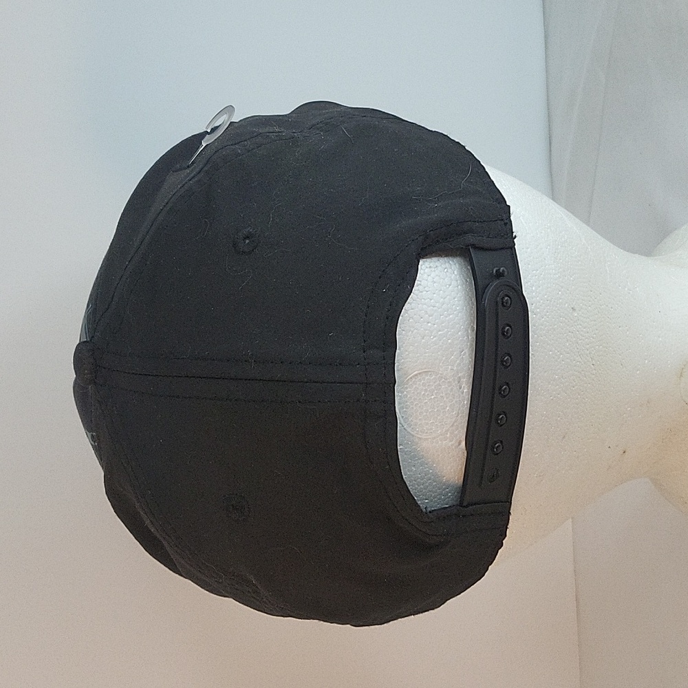 Hat - Picture 3 of 8